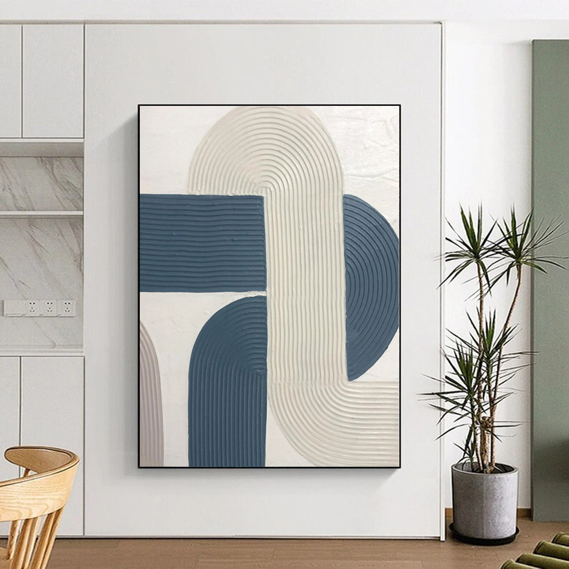 Hand-Painted Blue and Beige Abstract Curved Line Textured Painting For Sale HS029